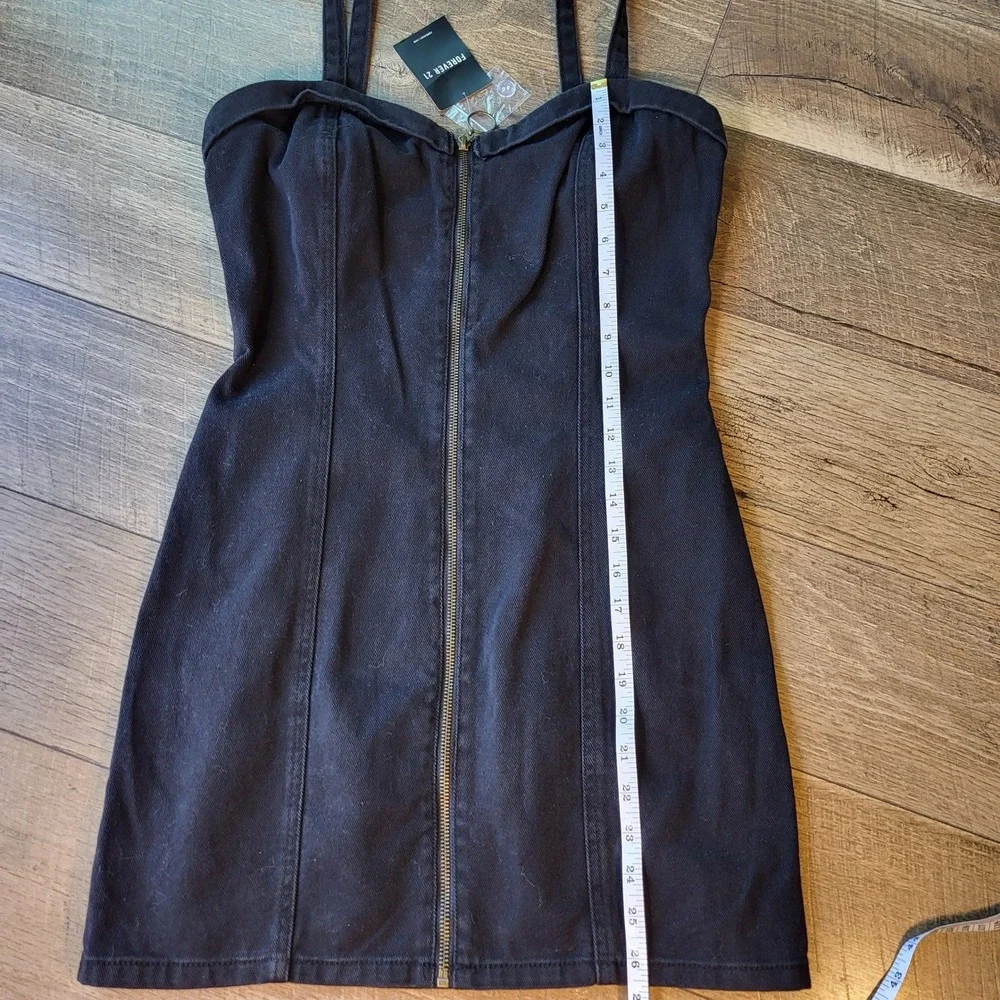 Forever 21 Black Denim Zip Up Mini Dress O-Ring Sweetheart Neckline Medium NWT
